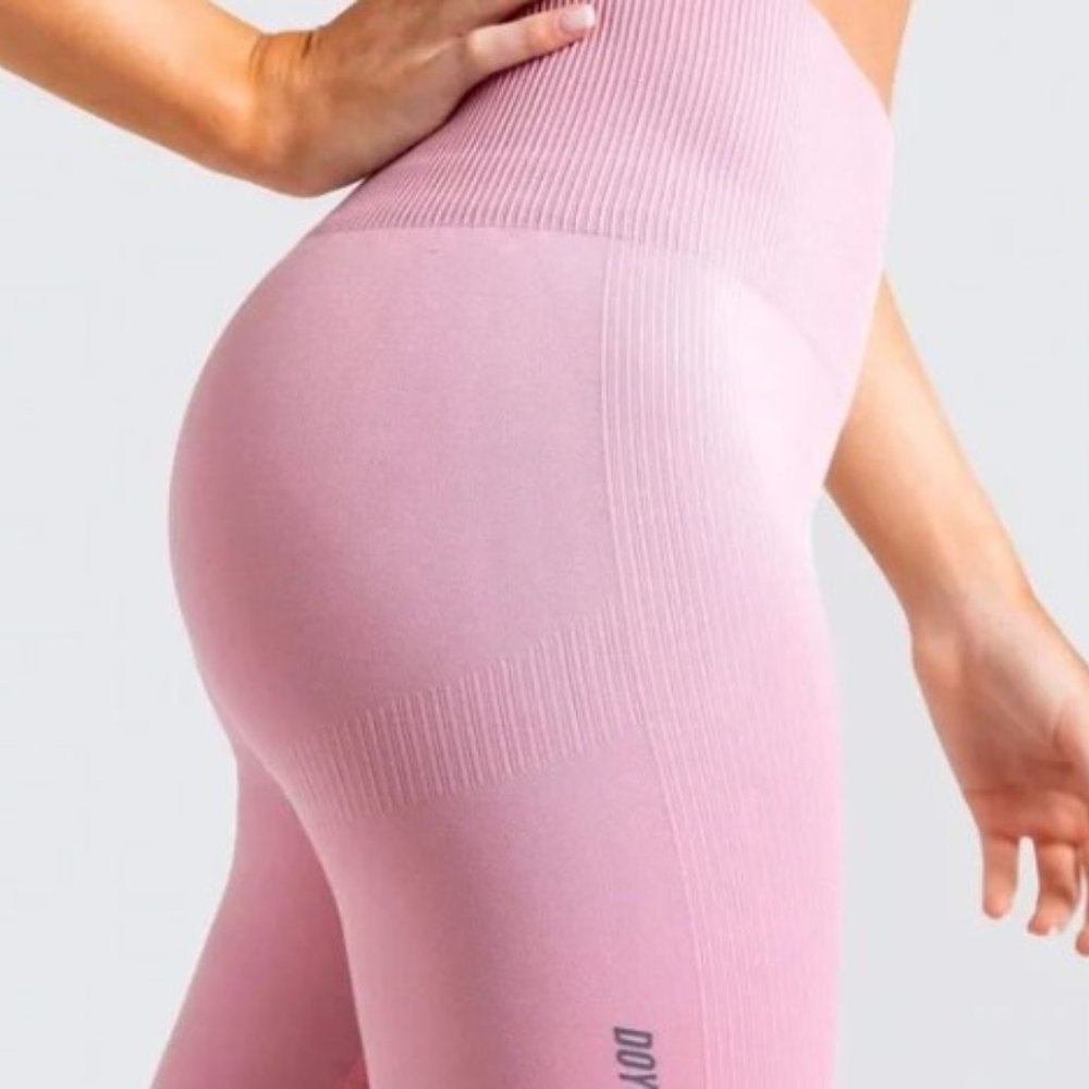 Doyoueven Motion Baby Pink High Waisted Bike Shorts Size S